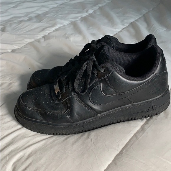 Black Air Forces - Picture 3 of 5
